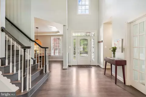 19825 Bethpage Ct, Ashburn, VA 20147 photo 3
