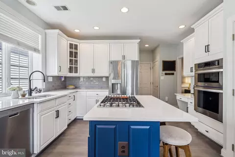19825 Bethpage Ct, Ashburn, VA 20147 photo 12