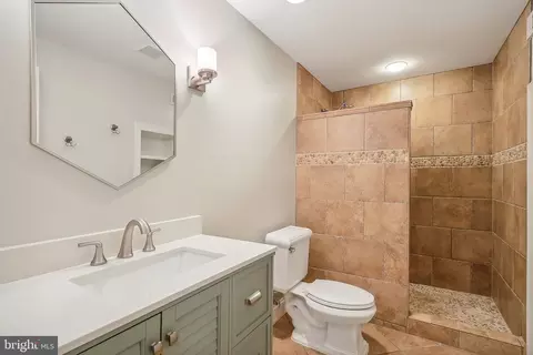 19825 Bethpage Ct, Ashburn, VA 20147 photo 48