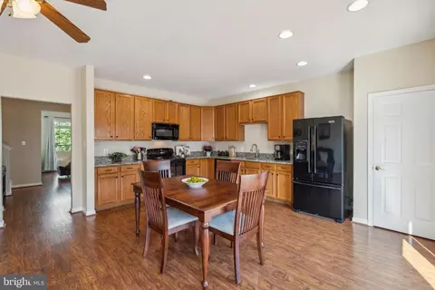 44254 Huron Ter, Ashburn, VA 20147 photo 9