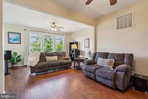 44254 Huron Ter, Ashburn, VA 20147 photo 2