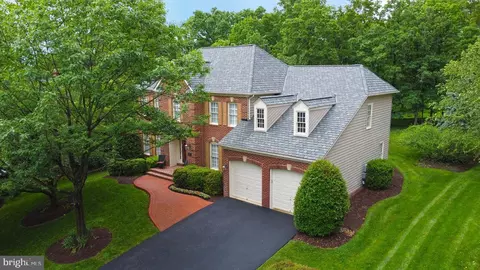 43402 Turnberry Isle Ct, Leesburg, VA 20176