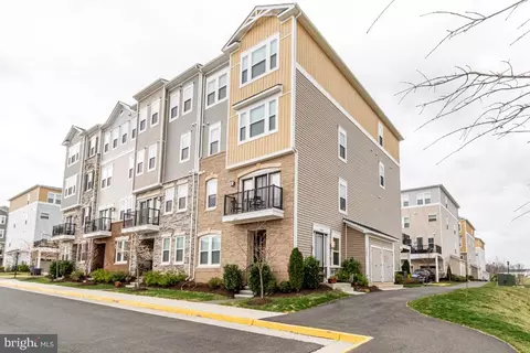 42001 Berkley Hill Ter, Aldie, VA 20105