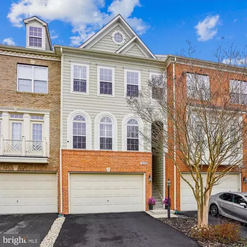 19156 Ranleigh Ter, Leesburg, VA 20176