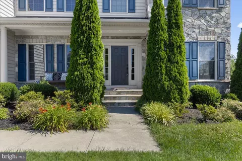 42646 Gold Thread Dr, Chantilly, VA 20152 photo 3