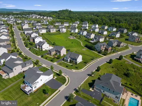 42646 Gold Thread Dr, Chantilly, VA 20152 photo 46