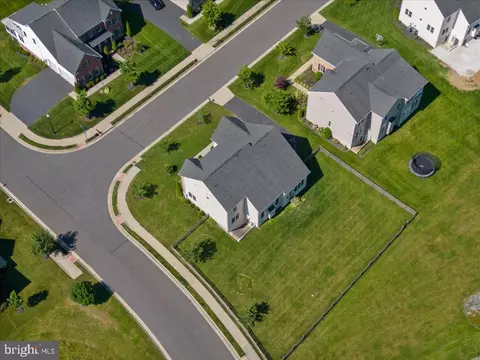 42646 Gold Thread Dr, Chantilly, VA 20152 photo 47
