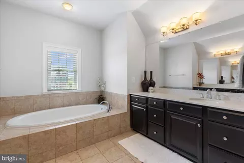 42646 Gold Thread Dr, Chantilly, VA 20152 photo 30