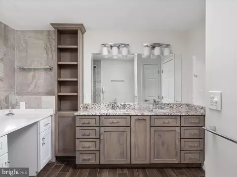 Bath - 20148 Valhalla Sq, Ashburn, VA 20147 photo 5 of 8