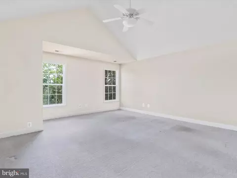 Bedroom - 20148 Valhalla Sq, Ashburn, VA 20147 photo 1 of 4