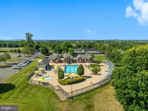 View/Area - 20148 Valhalla Sq, Ashburn, VA 20147 photo 14 of 18