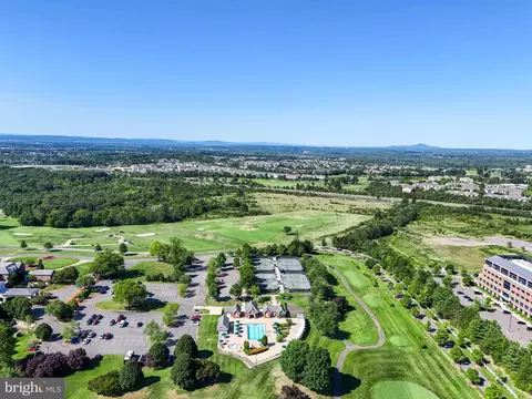View/Area - 20148 Valhalla Sq, Ashburn, VA 20147 photo 7 of 18