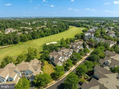 View/Area - 20148 Valhalla Sq, Ashburn, VA 20147 photo 2 of 18