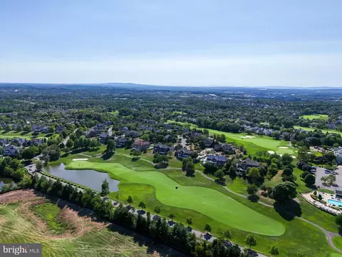 View/Area - 20148 Valhalla Sq, Ashburn, VA 20147 photo 8 of 18