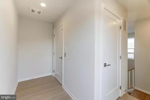 Entry Way - 19847 Harrison Trace Ter, Ashburn, VA 20147 photo 15 of 15