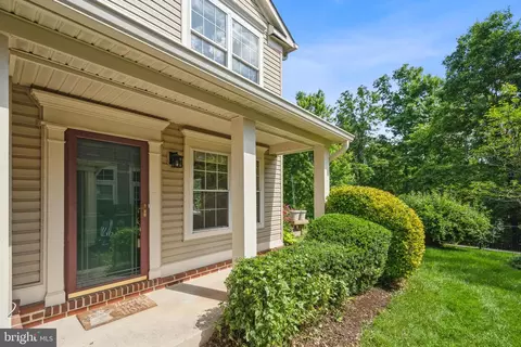 43420 Edgecliff Ter, Ashburn, VA 20147