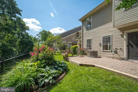 Exterior - 43420 Edgecliff Ter, Ashburn, VA 20147 photo 1 of 3