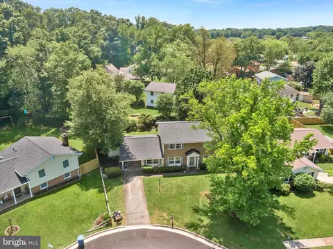 View/Area - 1608 E Jefferson Ct, Sterling, VA 20164 photo 1 of 6