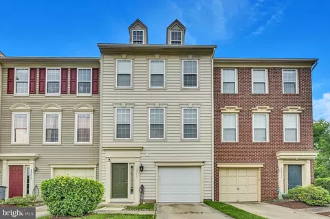 22213 Great Trail Ter, Sterling, VA 20164