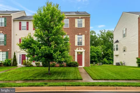 42970 Spyder Pl, Chantilly, VA 20152