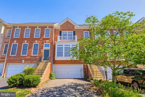42122 Fremont Preserve Sq, Aldie, VA 20105