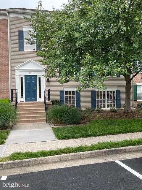 104 Prosperity Ave SE #D, Leesburg, VA 20175