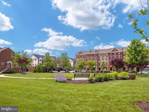 43168 Luttrell Sq, Ashburn, VA 20148 photo 6