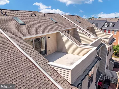 43168 Luttrell Sq, Ashburn, VA 20148 photo 43