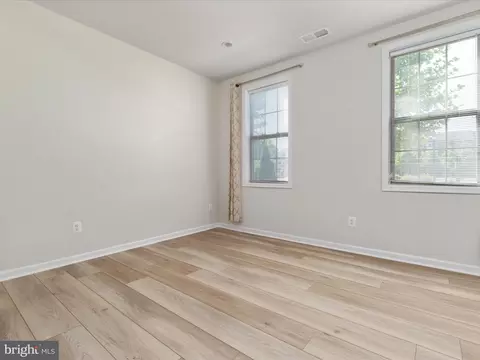 43168 Luttrell Sq, Ashburn, VA 20148 photo 28