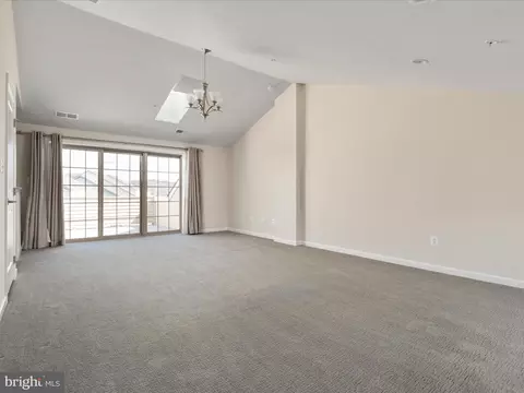 43168 Luttrell Sq, Ashburn, VA 20148 photo 24