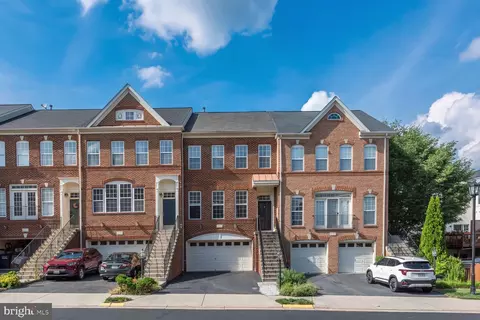 41906 Cinnabar Sq, Aldie, VA 20105