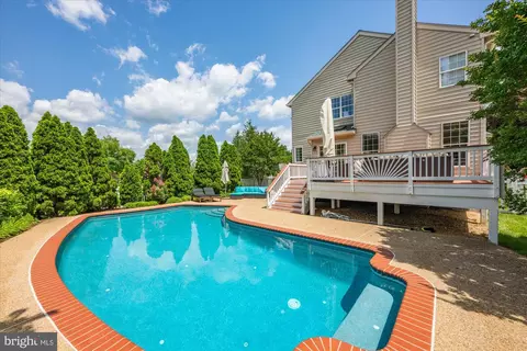 20195 Hidden Creek Ct, Ashburn, VA 20147