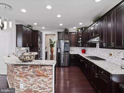 23284 Evergreen Ridge Dr, Ashburn, VA 20148 photo 20