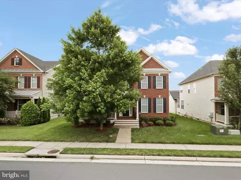23284 Evergreen Ridge Dr, Ashburn, VA 20148 photo 2