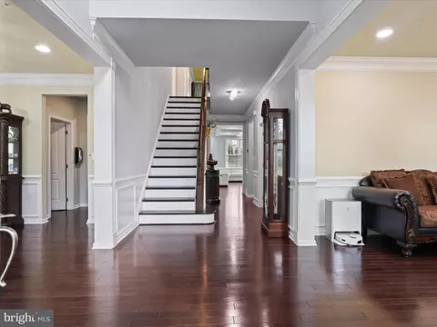23284 Evergreen Ridge Dr, Ashburn, VA 20148 photo 4