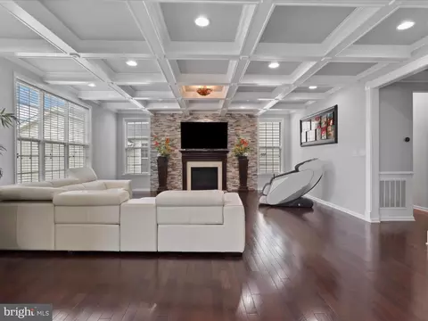 23284 Evergreen Ridge Dr, Ashburn, VA 20148 photo 12