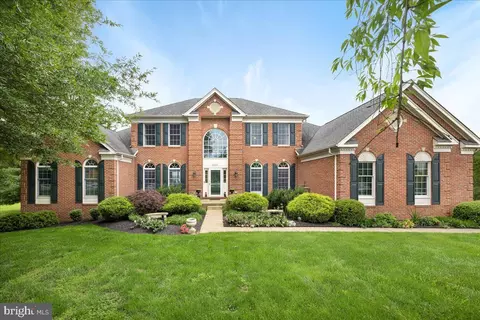 41045 Stumptown Rd, Waterford, VA 20197