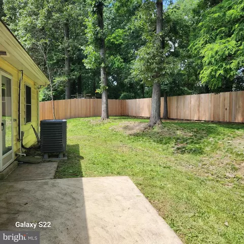 Exterior - 203 Summers Ct, Sterling, VA 20164 photo 2 of 3