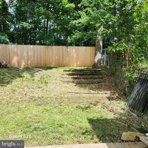 Exterior - 203 Summers Ct, Sterling, VA 20164 photo 3 of 3