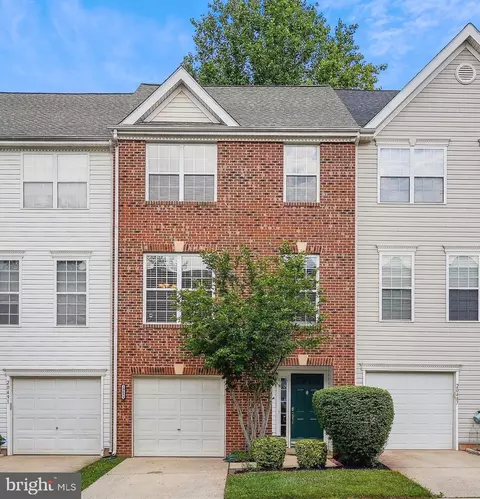 20489 Blue Heron, Sterling, VA 20165