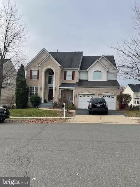 715 Tonquin Pl NE, Leesburg, VA 20176