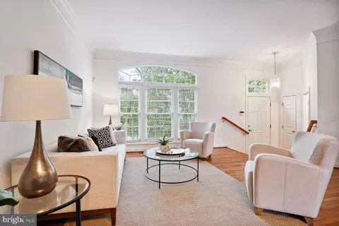 43003 Golf View Dr, Chantilly, VA 20152 photo 8