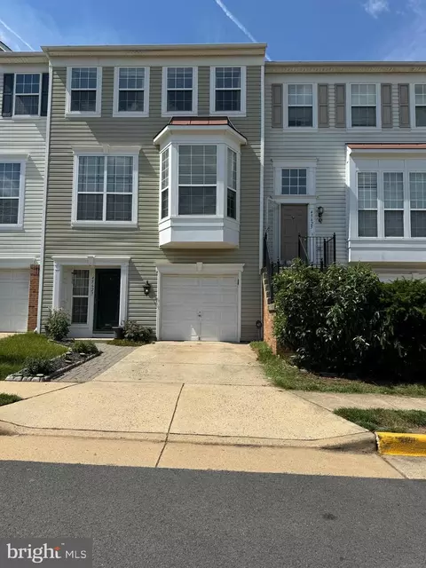 45627 Waterloo Station Sq, Sterling, VA 20166