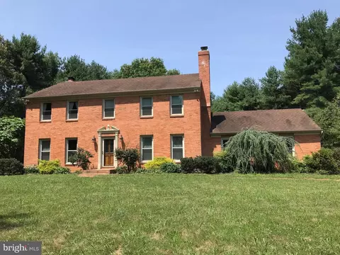 41316 Red Hill Rd, Leesburg, VA 20175