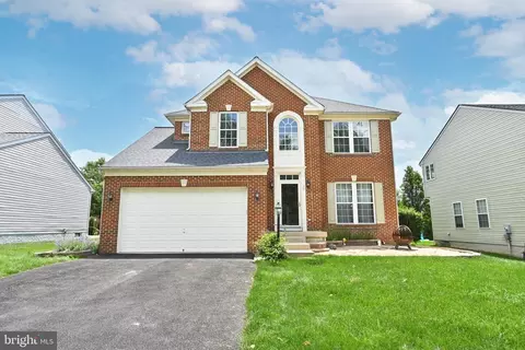 28 Tritapoe Pl, Lovettsville, VA 20180