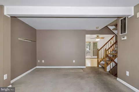 43496 Postrail Sq, Ashburn, VA 20147 photo 5