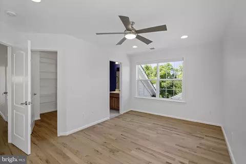 41876 Dublane Pl, Ashburn, VA 20148 photo 25