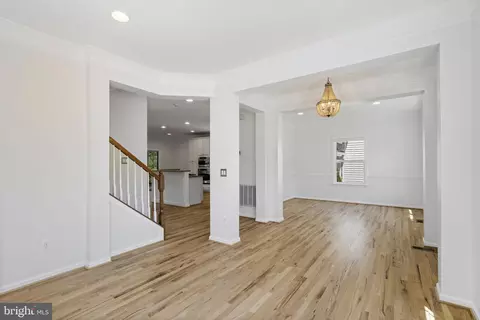 41876 Dublane Pl, Ashburn, VA 20148 photo 10