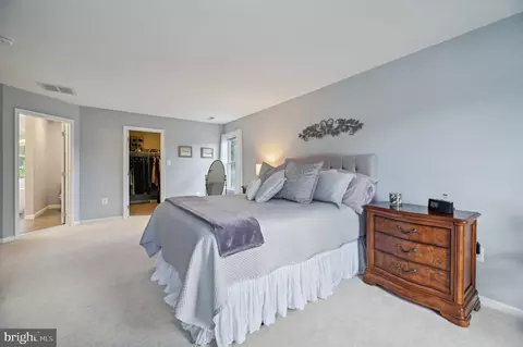 21955 Traction Pl, Sterling, VA 20164 photo 20