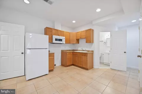 21955 Traction Pl, Sterling, VA 20164 photo 35